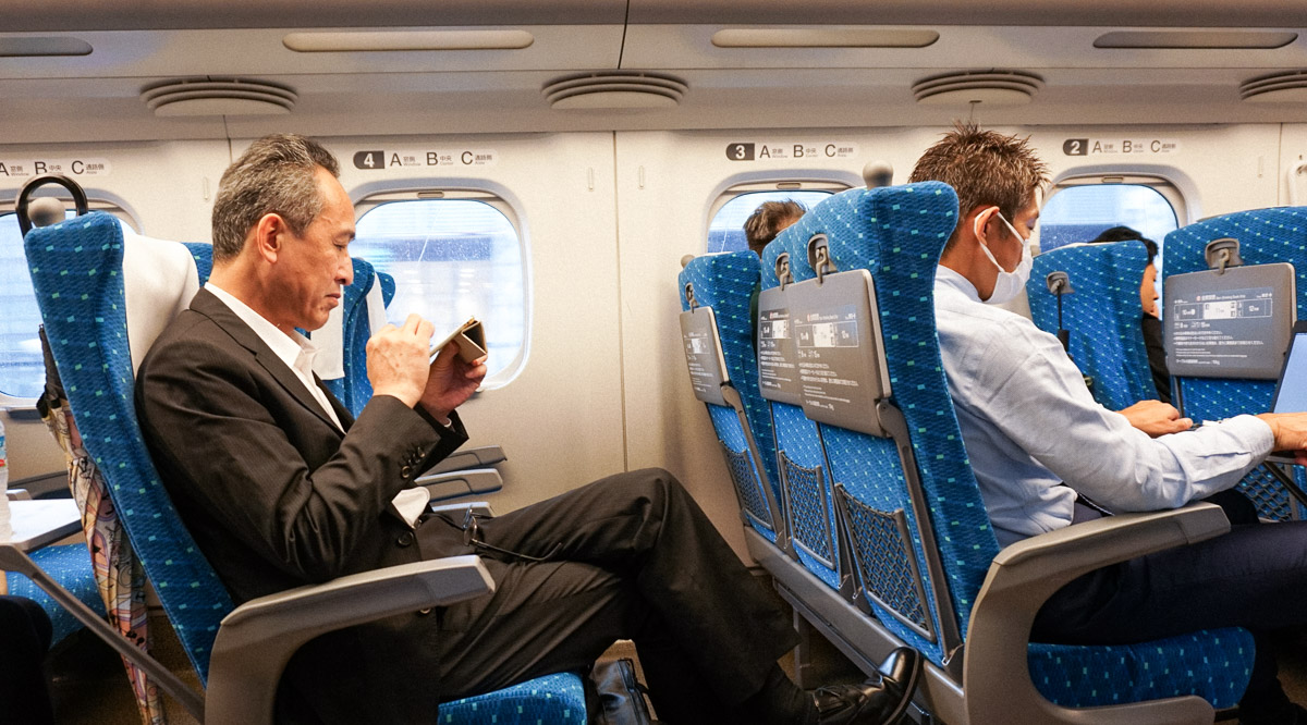 Der Shinkansen von innen.